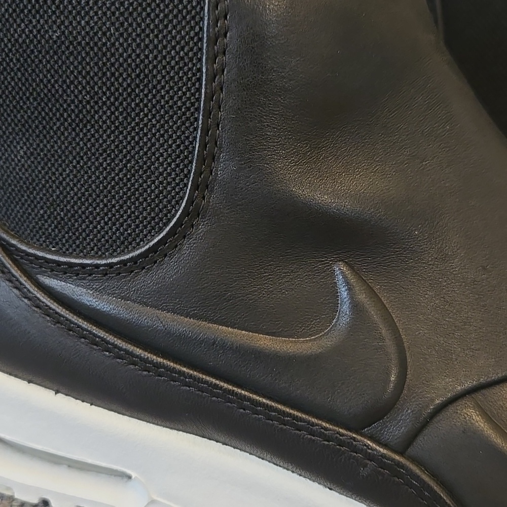 Nike Air Max Thea Mid Women Sneaker Boot Black/White SZ 7 - Picture 10 of 11